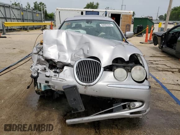 ✅ 2000 Jaguar S-Type V6 • VIN: SAJDA01CXYFL64010 • Лот: 60882695. Опубликован ранее на Copart с пробегом 118 533 миль. Бесплатный доступ к архиву аукционных продаж из США и подробный отчёт об истории автомобиля на DreamBid. Изображение 5.