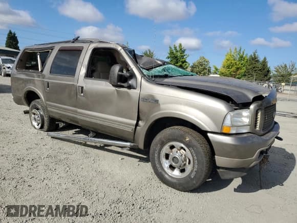 ✅ 2004 Ford Excursion Limited • VIN: 1FMSU43P84ED58772 • Lot: 67304335. Listed on Copart with Not provided. Free auction sales archive from the USA and detailed vehicle history report at DreamBid. Image 4.