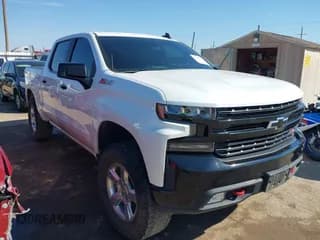 ✅ 2019 Chevrolet Silverado 1500 LT Trail Boss • VIN: 3GCPYFED9KG228518 • Lot: 43415735. Wystawiony na IAAI z przebiegiem 104 016 mil. Bezpłatny archiwum sprzedaży aukcyjnych z USA i szczegółowy raport historii pojazdu na DreamBid. Zdjęcie 1.