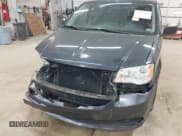 ✅ 2014 Dodge Grand Caravan American Value • VIN: 2C4RDGBG5ER340529 • Lot: 43557201. Wystawiony na IAAI z przebiegiem 156 647 mil. Bezpłatny archiwum sprzedaży aukcyjnych z USA i szczegółowy raport historii pojazdu na DreamBid. Zdjęcie 18.