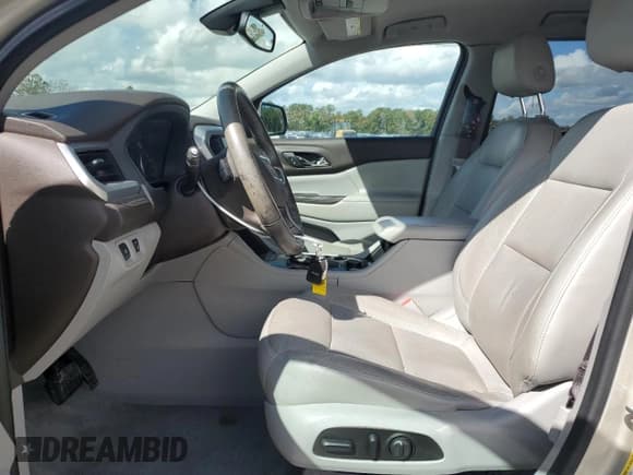 ✅ 2017 GMC Acadia SLT • VIN: 1GKKNNLS1HZ131776 • Lot: 82233195. Listed on Copart with 124,915 mi. Free auction sales archive from the USA and detailed vehicle history report at DreamBid. Image 7.