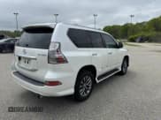 ✅ 2014 Lexus GX 460 Luxury • VIN: JTJJM7FX5E5072387 • Lot: 57472995. Wystawiony na Copart z przebiegiem 161 457 mil. Bezpłatny archiwum sprzedaży aukcyjnych z USA i szczegółowy raport historii pojazdu na DreamBid. Zdjęcie 4.
