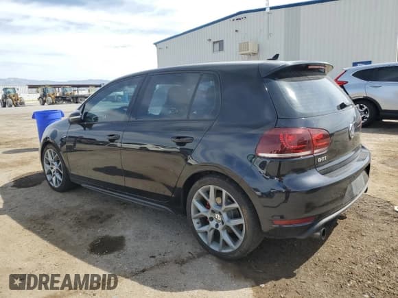 ✅ 2013 Volkswagen Golf GTI Wolfsburg Edition • VIN: WVWHV7AJXDW128608 • Lot: 51327895. Wystawiony na Copart z przebiegiem 137 962 mil. Bezpłatny archiwum sprzedaży aukcyjnych z USA i szczegółowy raport historii pojazdu na DreamBid. Zdjęcie 2.