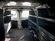 ✅ 2017 Ford Transit • VIN: 1FTYE1ZM7HKB47657 • Lot: 55499915. Wystawiony na Copart z przebiegiem Nie podano. Bezpłatny archiwum sprzedaży aukcyjnych z USA i szczegółowy raport historii pojazdu na DreamBid. Zdjęcie 10.