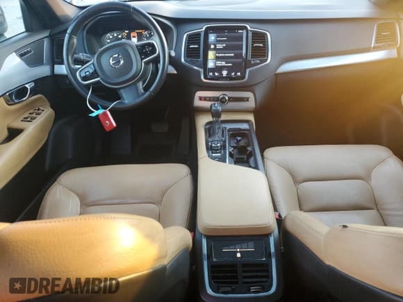 ✅ 2018 Volvo XC90 Momentum • VIN: YV4A22PK9J1216391 • Lot: 91484495. Listed on Copart with 169,816 mi. Free auction sales archive from the USA and detailed vehicle history report at DreamBid. Image 8.