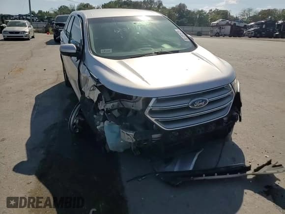 ✅ 2018 Ford Edge SEL • VIN: 2FMPK3J99JBB19362 • Lot: 85191515. Wystawiony na Copart z przebiegiem 200 178 mil. Bezpłatny archiwum sprzedaży aukcyjnych z USA i szczegółowy raport historii pojazdu na DreamBid. Zdjęcie 15.