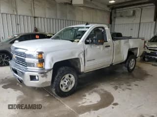 ✅ 2018 Chevrolet Silverado 2500HD LT • VIN: 1GC0KVEG5JZ299382 • Lot: 62593165. Wystawiony na Copart z przebiegiem 221 126 mil. Bezpłatny archiwum sprzedaży aukcyjnych z USA i szczegółowy raport historii pojazdu na DreamBid. Zdjęcie 1.
