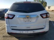 ✅ 2017 Chevrolet Traverse LT • VIN: 1GNKRGKD7HJ267088 • Lot: 82638125. Wystawiony na Copart z przebiegiem 83 811 mil. Bezpłatny archiwum sprzedaży aukcyjnych z USA i szczegółowy raport historii pojazdu na DreamBid. Zdjęcie 6.