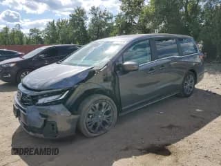 ✅ 2025 Honda Odyssey Touring • VIN: 5FNRL6H80SB062689 • Lot: 70503875. Wystawiony na Copart z przebiegiem 4 677 mil. Bezpłatny archiwum sprzedaży aukcyjnych z USA i szczegółowy raport historii pojazdu na DreamBid. Zdjęcie 1.