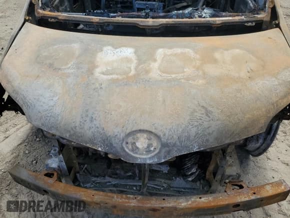 ✅ 2011 Toyota Sienna • VIN: 5TDZK3DC2BS043780 • Lot: 68895105. Wystawiony na Copart z przebiegiem Nie podano. Bezpłatny archiwum sprzedaży aukcyjnych z USA i szczegółowy raport historii pojazdu na DreamBid. Zdjęcie 12.