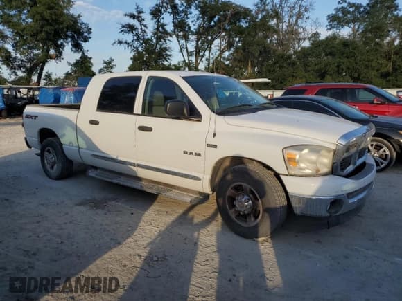 ✅ 2008 Dodge 1500 SLT • VIN: 3D7KR19D68G196193 • Лот: 79160734. Опубликован ранее на Copart с пробегом 167 412 миль. Бесплатный доступ к архиву аукционных продаж из США и подробный отчёт об истории автомобиля на DreamBid. Изображение 4.