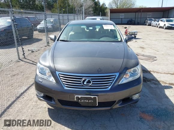 ✅ 2010 Lexus LS 460 • VIN: JTHBL5EF3A5099023 • Лот: 41865321. Опубликован ранее на IAAI с пробегом 136 845 миль. Бесплатный доступ к архиву аукционных продаж из США и подробный отчёт об истории автомобиля на DreamBid. Изображение 13.