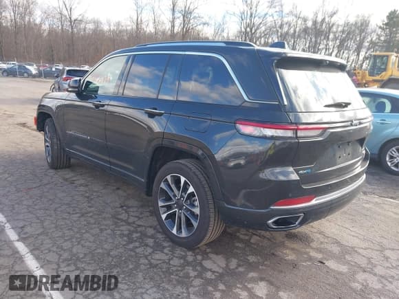 ✅ 2023 Jeep Grand Cherokee Overland • VIN: 1C4RJYD66PC579229 • Lot: 41225198. Listed on IAAI with 14,468 mi. Free auction sales archive from the USA and detailed vehicle history report at DreamBid. Image 3.