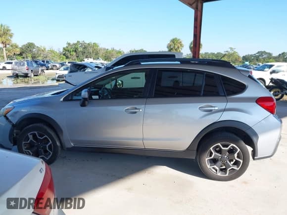 ✅ 2013 Subaru Crosstrek Premium • VIN: JF2GPACC1D1893688 • Lot: 43110198. Listed on IAAI with 181,130 mi. Free auction sales archive from the USA and detailed vehicle history report at DreamBid. Image 14.