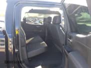 ✅ 2019 Chevrolet Silverado 1500 LT • VIN: 1GCUYDED1KZ148153 • Lot: 43653605. Wystawiony na IAAI z przebiegiem 79 587 mil. Bezpłatny archiwum sprzedaży aukcyjnych z USA i szczegółowy raport historii pojazdu na DreamBid. Zdjęcie 8.