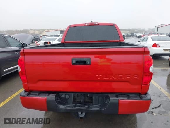 ✅ 2021 Toyota Tundra SR • VIN: 5TFRY5F19MX278647 • Lot: 41182736. Wystawiony na IAAI z przebiegiem 43 250 mil. Bezpłatny archiwum sprzedaży aukcyjnych z USA i szczegółowy raport historii pojazdu na DreamBid. Zdjęcie 16.