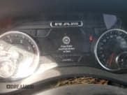 ✅ 2019 Ram 2500 Laramie • VIN: 3C6UR5FL9KG590680 • Лот: 66140045. Опубликован ранее на Copart с пробегом 107 783 миль. Бесплатный доступ к архиву аукционных продаж из США и подробный отчёт об истории автомобиля на DreamBid. Изображение 9.