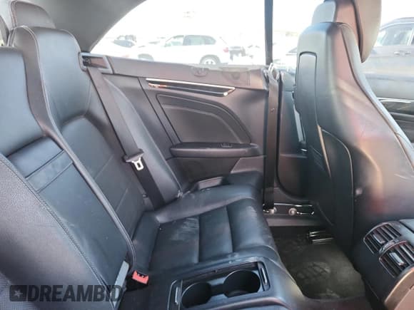 ✅ 2015 Mercedes-Benz E 400 • VIN: WDDKK6FF6FF307556 • Lot: 82091885. Listed on Copart with 149,402 mi. Free auction sales archive from the USA and detailed vehicle history report at DreamBid. Image 10.