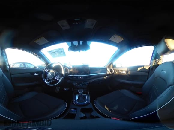 ✅ 2024 Kia Forte GT-Line • VIN: 3KPF54AD6RE742458 • Лот: 43609056. Опубликован ранее на IAAI с пробегом 19 792 миль. Бесплатный доступ к архиву аукционных продаж из США и подробный отчёт об истории автомобиля на DreamBid. Изображение 19.