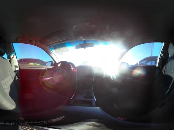 ✅ 2016 Toyota Camry LE • VIN: 4T4BF1FK2GR559494 • Лот: 43567736. Опубликован ранее на IAAI с пробегом 273 724 миль. Бесплатный доступ к архиву аукционных продаж из США и подробный отчёт об истории автомобиля на DreamBid. Изображение 18.