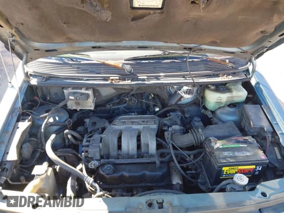 ✅ 1994 Plymouth Grand Voyager • VIN: 1P4GH44R8RX227038 • Лот: 40628704. Опубликован ранее на IAAI с пробегом 240 997 миль. Бесплатный доступ к архиву аукционных продаж из США и подробный отчёт об истории автомобиля на DreamBid. Изображение 10.