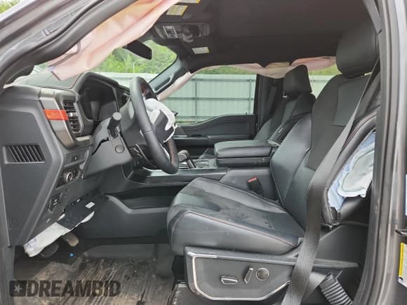 ✅ 2025 Ford F-150 Raptor • VIN: 1FTFW1RG4SFA61947 • Lot: 70862165. Listed on Copart with 15,127 mi. Free auction sales archive from the USA and detailed vehicle history report at DreamBid. Image 7.