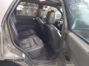 ✅ 2012 Ford Escape XLT • VIN: 1FMCU9DG8CKC51396 • Lot: 42414192. Wystawiony na IAAI z przebiegiem 162 825 mil. Bezpłatny archiwum sprzedaży aukcyjnych z USA i szczegółowy raport historii pojazdu na DreamBid. Zdjęcie 8.