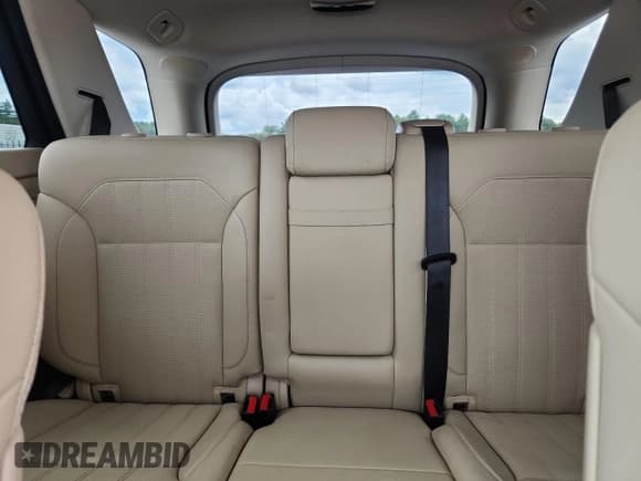 ✅ 2019 Mercedes-Benz GLE 400 • VIN: 4JGDA5GB5KB212320 • Lot: 69019445. Listed on Copart with 43,609 mi. Free auction sales archive from the USA and detailed vehicle history report at DreamBid. Image 10.