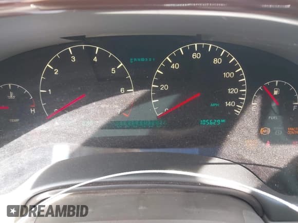 ✅ 2000 Cadillac DeVille • VIN: 1G6KF5798YU357717 • Лот: 43687436. Опубликован ранее на IAAI с пробегом 105 629 миль. Бесплатный доступ к архиву аукционных продаж из США и подробный отчёт об истории автомобиля на DreamBid. Изображение 7.