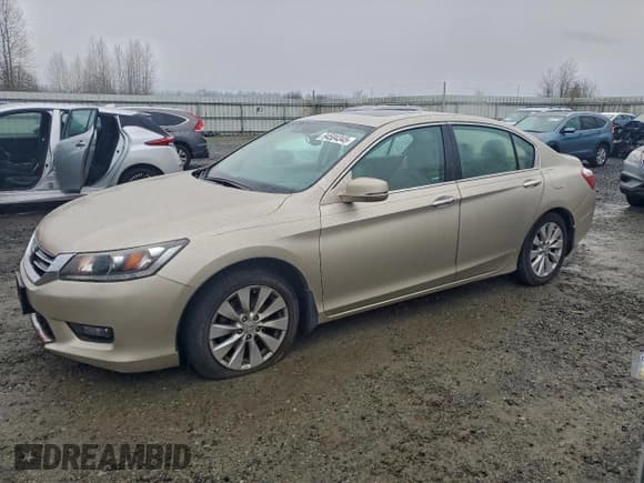 ✅ 2014 Honda Accord EX-L • VIN: 1HGCR2F82EA236096 • Лот: 94504345. Опубликован ранее на Copart с пробегом 68 539 миль. Бесплатный доступ к архиву аукционных продаж из США и подробный отчёт об истории автомобиля на DreamBid. Изображение 1.