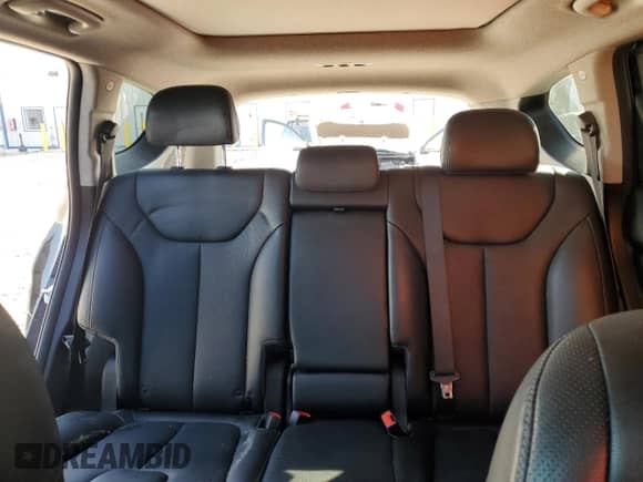 2019 Hyundai Santa Fe Limited с VIN 5NMS5CAA8KH031616, выставлен на аукционе Copart как лот 81957685 с пробегом 86 198 миль миль и Списание • Salvage title. История ставок и продаж доступна на DreamBid. Изображение 10.