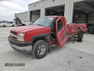 ✅ 2004 Chevrolet Silverado 2500HD Work Truck • VIN: 1GCHK24U54E133271 • Lot: 84290415. Wystawiony na Copart z przebiegiem 222 186 mil. Bezpłatny archiwum sprzedaży aukcyjnych z USA i szczegółowy raport historii pojazdu na DreamBid. Zdjęcie 1.