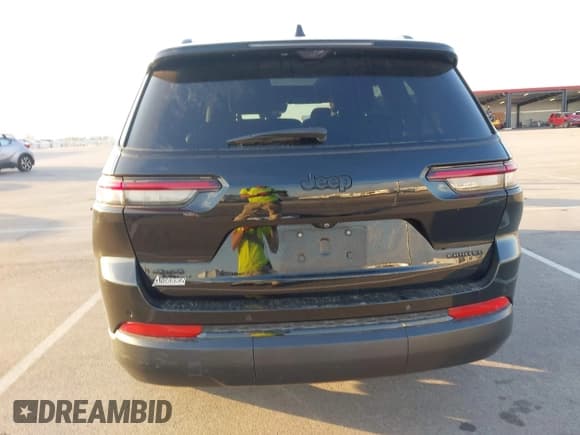 ✅ 2024 Jeep Grand Cherokee Limited • VIN: 1C4RJKBG2R8527756 • Lot: 43448252. Wystawiony na IAAI z przebiegiem 13 713 mil. Bezpłatny archiwum sprzedaży aukcyjnych z USA i szczegółowy raport historii pojazdu na DreamBid. Zdjęcie 17.