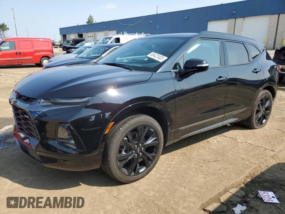 ✅ 2022 Chevrolet Blazer RS • VIN: 3GNKBERS1NS211588 • Lot: 68422405. Listed on Copart with 24,213 mi. Free auction sales archive from the USA and detailed vehicle history report at DreamBid. Image 1.