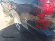 ✅ 2008 Chevrolet Suburban LTZ • VIN: 1GNFC160X8J232665 • Лот: 43589538. Опубликован ранее на IAAI с пробегом 220 428 миль. Бесплатный доступ к архиву аукционных продаж из США и подробный отчёт об истории автомобиля на DreamBid. Изображение 13.