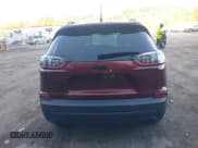 ✅ 2019 Jeep Cherokee Latitude Plus • VIN: 1C4PJMLB5KD378908 • Лот: 43494605. Опубликован ранее на IAAI с пробегом 97 357 миль. Бесплатный доступ к архиву аукционных продаж из США и подробный отчёт об истории автомобиля на DreamBid. Изображение 16.