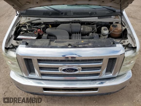 ✅ 2011 Ford Econoline Passenger XL • VIN: 1FBNE3BL0BDA16473 • Lot: 58950135. Wystawiony na Copart z przebiegiem 178 565 mil. Bezpłatny archiwum sprzedaży aukcyjnych z USA i szczegółowy raport historii pojazdu na DreamBid. Zdjęcie 12.