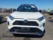 ✅ 2021 Toyota RAV4 XSE • VIN: JTMEB3FV2MD073096 • Лот: 42921944. Опубликован ранее на IAAI с пробегом 44 822 миль. Бесплатный доступ к архиву аукционных продаж из США и подробный отчёт об истории автомобиля на DreamBid. Изображение 12.