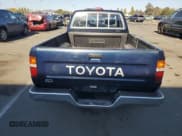 ✅ 1994 Toyota Pickup • VIN: JT4VN93D6R5041047 • Lot: 81757575. Wystawiony na Copart z przebiegiem 81 153 mil. Bezpłatny archiwum sprzedaży aukcyjnych z USA i szczegółowy raport historii pojazdu na DreamBid. Zdjęcie 6.