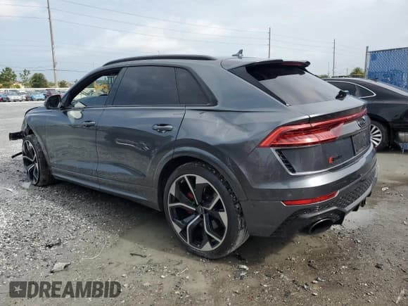 ✅ 2021 Audi RS Q8 • VIN: WU1ARBF19MD005771 • Lot: 59473635. Wystawiony na Copart z przebiegiem 17 608 mil. Bezpłatny archiwum sprzedaży aukcyjnych z USA i szczegółowy raport historii pojazdu na DreamBid. Zdjęcie 2.