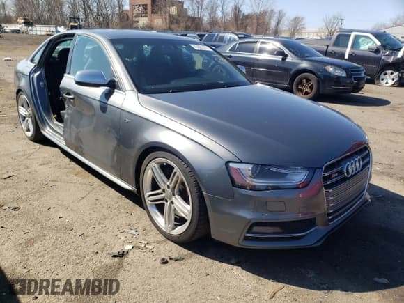 ✅ 2015 Audi S4 Premium Plus • VIN: WAUBGAFL8FA091434 • Lot: 46081473. Listed on Copart with 169,356 mi. Free auction sales archive from the USA and detailed vehicle history report at DreamBid. Image 4.