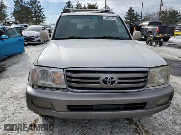 ✅ 2006 Toyota Land Cruiser • VIN: JTEHT05JX62099298 • Lot: 88842125. Listed on Copart with 233,900 mi. Free auction sales archive from the USA and detailed vehicle history report at DreamBid. Image 5.