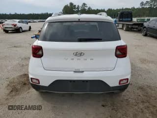 ✅ 2024 Hyundai Venue SEL • VIN: KMHRC8A39RU279620 • Lot: 74964814. Wystawiony na Copart z przebiegiem 12 572 mil. Bezpłatny archiwum sprzedaży aukcyjnych z USA i szczegółowy raport historii pojazdu na DreamBid. Zdjęcie 6.