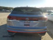 ✅ 2024 Volkswagen Atlas SE • VIN: 1V2WE2CA2RC219872 • Лот: 92331715. Опубликован ранее на Copart с пробегом 42 442 миль. Бесплатный доступ к архиву аукционных продаж из США и подробный отчёт об истории автомобиля на DreamBid. Изображение 6.