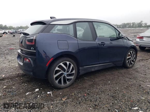 ✅ 2018 BMW i3 • VIN: WBY7Z4C50JVD96469 • Lot: 64667625. Listed on Copart with 56,274 mi. Free auction sales archive from the USA and detailed vehicle history report at DreamBid. Image 3.