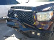 ✅ 2005 Toyota Tundra SR5 • VIN: 5TBET34165S467440 • Lot: 43554778. Listed on IAAI with 261,221 mi. Free auction sales archive from the USA and detailed vehicle history report at DreamBid. Image 6.