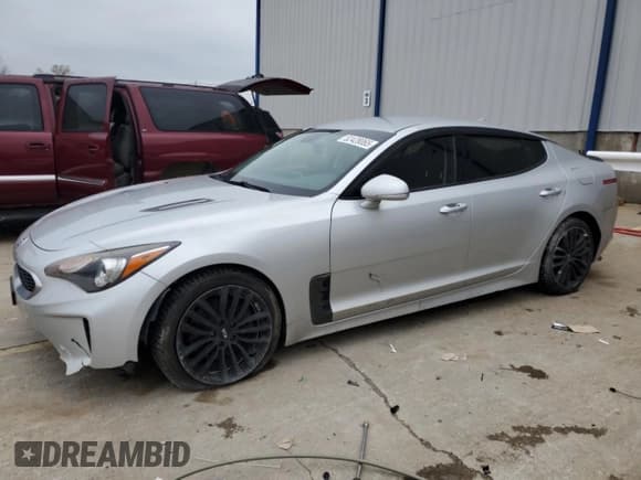 ✅ 2018 Kia Stinger • VIN: KNAE15LA4J6011745 • Лот: 52428065. Опубликован ранее на Copart с пробегом 87 966 миль. Бесплатный доступ к архиву аукционных продаж из США и подробный отчёт об истории автомобиля на DreamBid. Изображение 1.