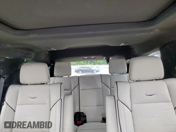 ✅ 2024 Cadillac Escalade 4WD Sport • VIN: 1GYS4FKL2RR370523 • Лот: 69554885. Опубликован ранее на Copart с пробегом 17 762 миль. Бесплатный доступ к архиву аукционных продаж из США и подробный отчёт об истории автомобиля на DreamBid. Изображение 10.