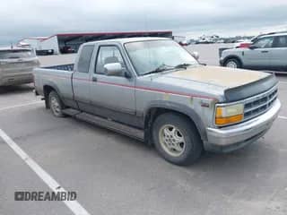 1994 Dodge Dakota with VIN 1B7GL23Y6RS647541, listed as a IAAI auction lot 42717711 with 123,264 mi miles and . Bid and sale history available at DreamBid. Image 1.