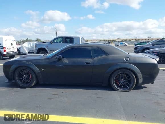 ✅ 2020 Dodge Challenger R/T Scat Pack • VIN: 2C3CDZFJ5LH103926 • Lot: 42207621. Wystawiony na IAAI z przebiegiem 55 518 mil. Bezpłatny archiwum sprzedaży aukcyjnych z USA i szczegółowy raport historii pojazdu na DreamBid. Zdjęcie 14.